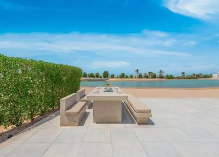 The Lakefront 4br At Cyan Elgouna *