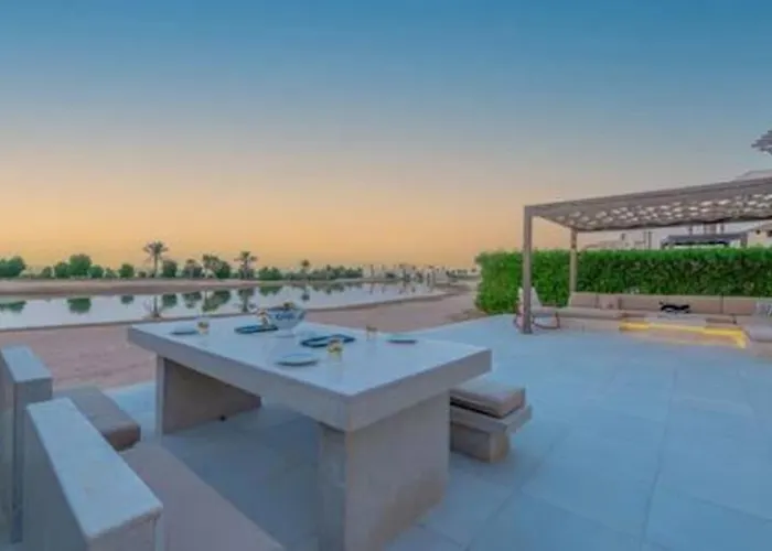 The Lakefront 4br At Cyan Elgouna Villa