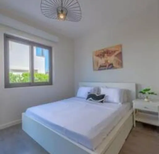 Villa The Lakefront 4br At Cyan Elgouna