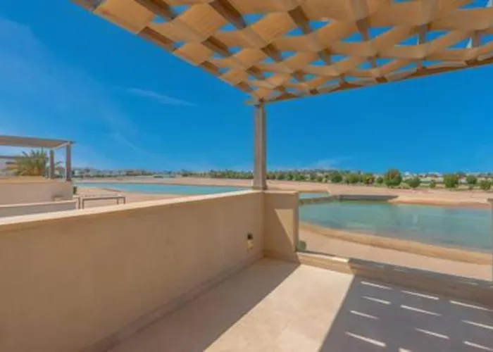 The Lakefront 4br At Cyan Elgouna