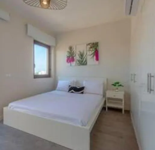 Villa The Lakefront 4br At Cyan Elgouna