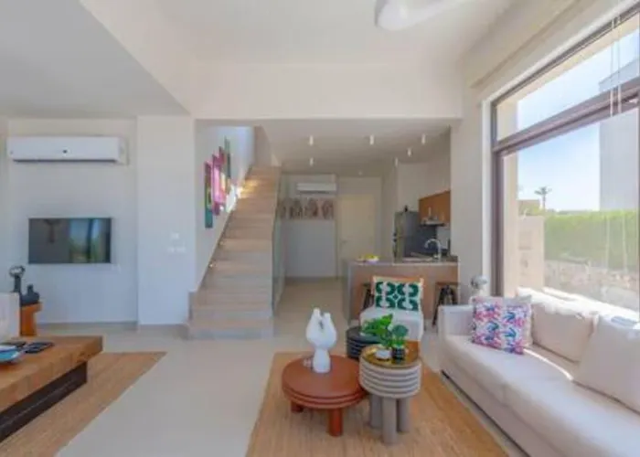 Villa The Lakefront 4br At Cyan Elgouna Hurghada